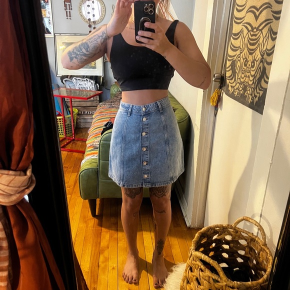 H&M Denim Button up A Line skirt - Picture 2 of 4